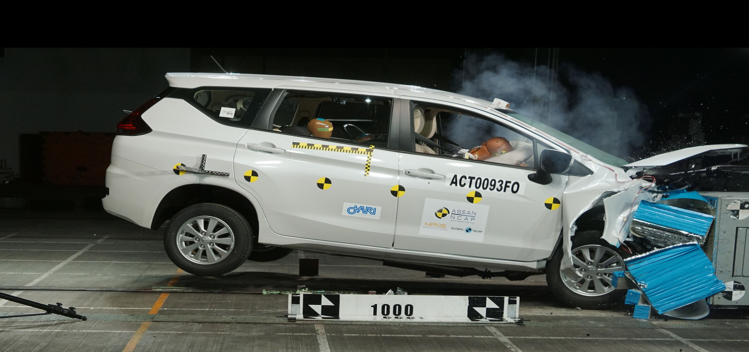 MITSUBISHI XPANDER